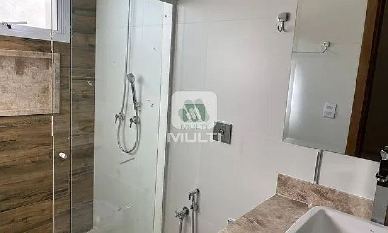 Casa De Condomínio C...