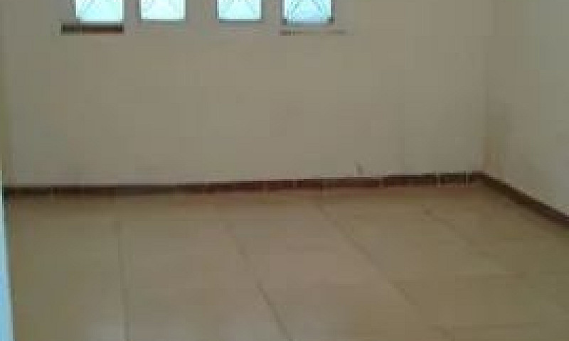 Casa Com 2 Quartos, ...