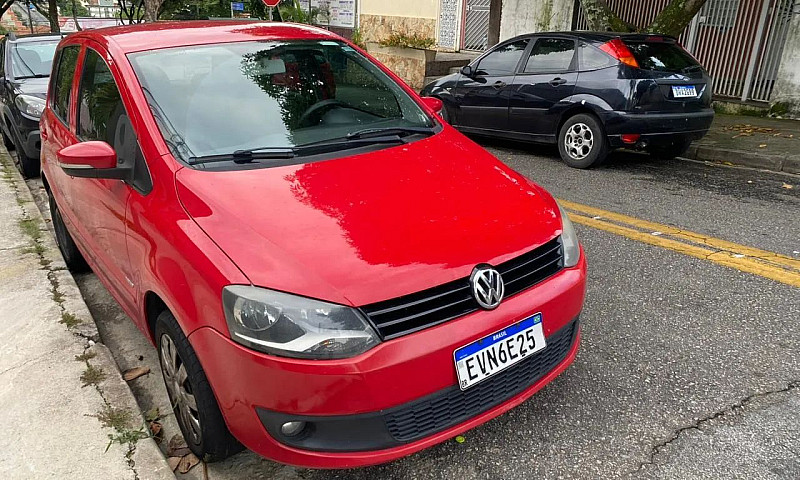 Volkswagen Fox 1.6 M...