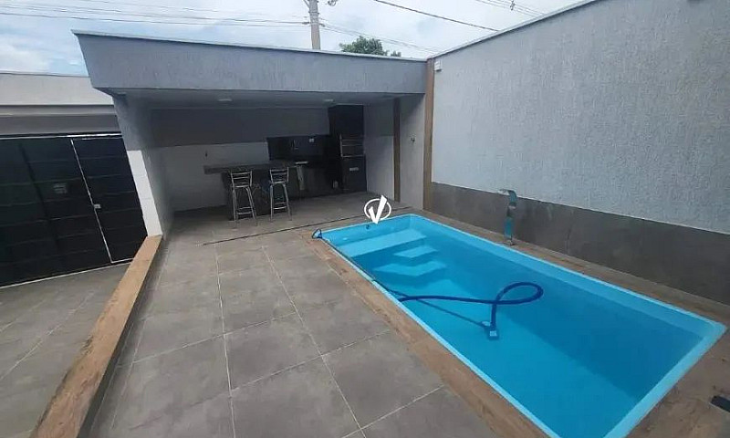 Vendo Casa Com Pisci...