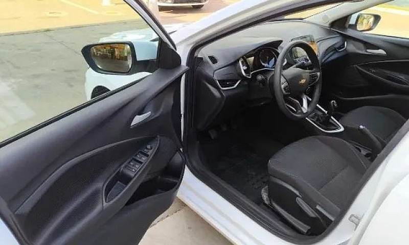 Chevrolet Onix Plus ...