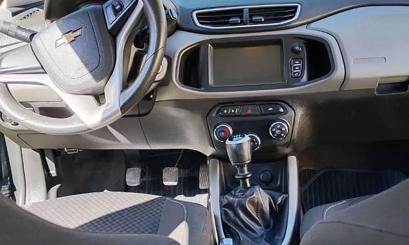 Chevrolet Onix Hatch...