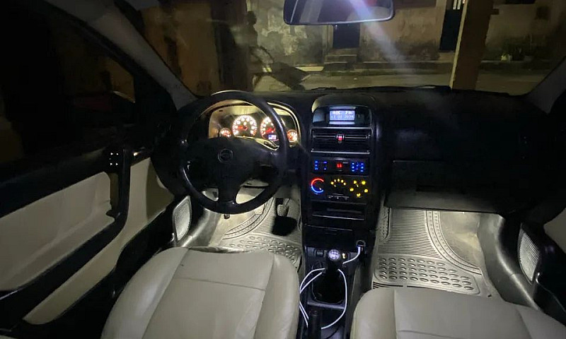 Chevrolet Astra Sed....