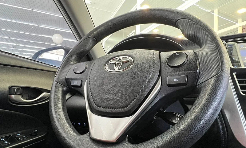 Toyota Yaris Xl Seda...