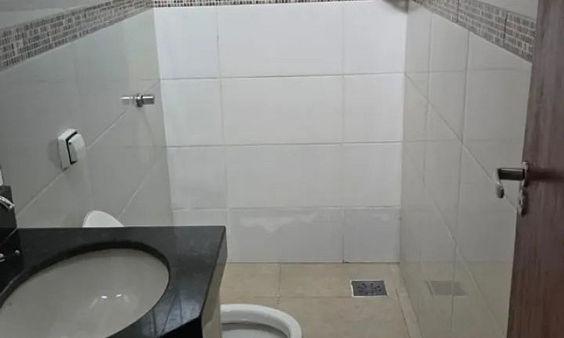 Galpão Com Apartamen...
