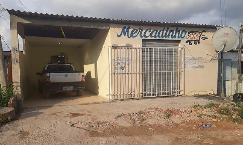 Casa Com 3 Quartos N...