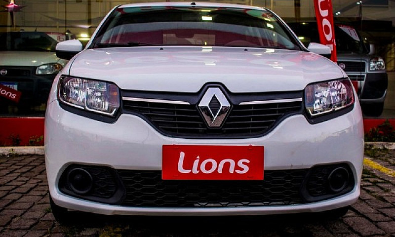 Renault Sandero ...