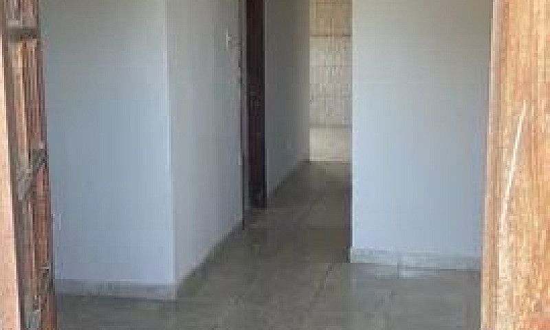 Aluga-Se Casa Em San...