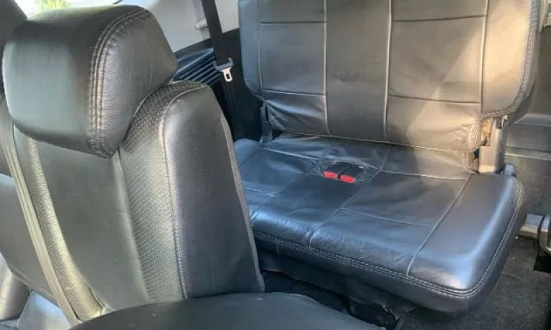 Mitsubishi Pajero Fu...