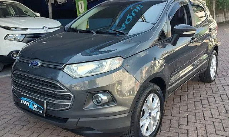 Ford Ecosport Titani...