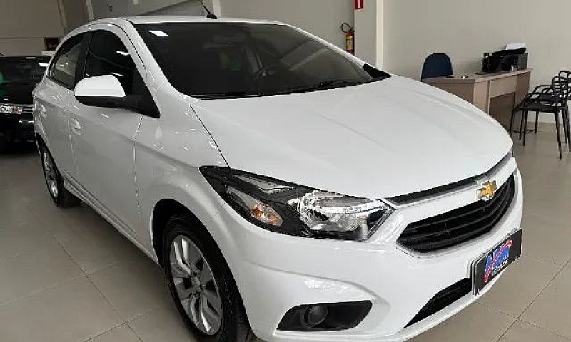 Chevrolet Onix Hatch...