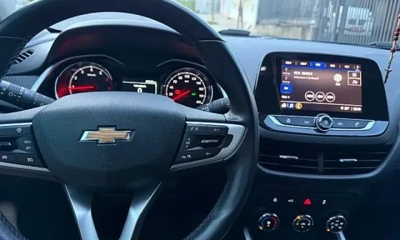 Chevrolet Onix Plus ...