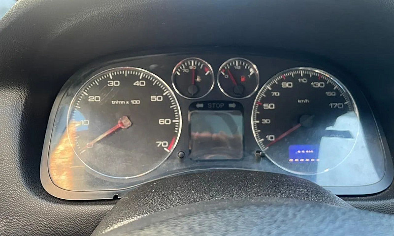 Peugeot 307 Sed. Pre...