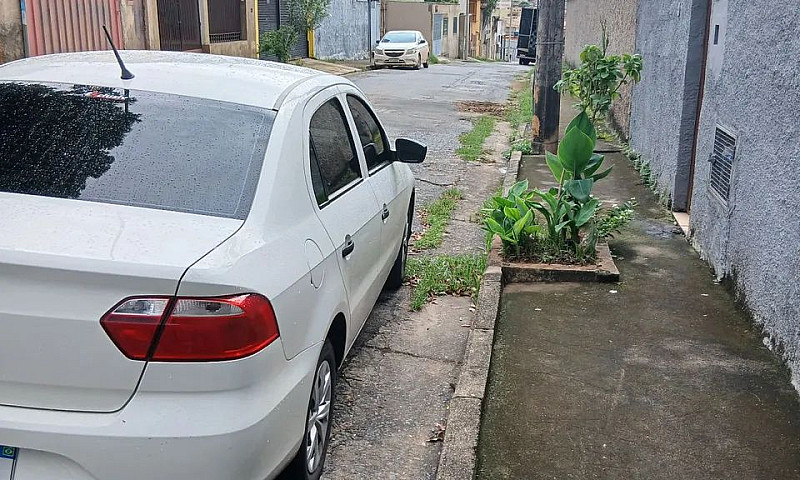 Volkswagen Voyage 1....