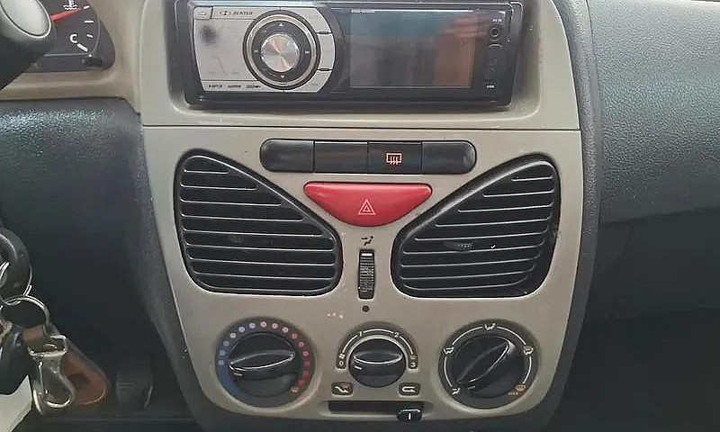 Fiat Palio 1.0 Econo...