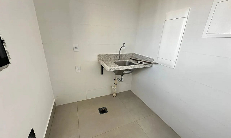 Moove 3 Suites 140M²...