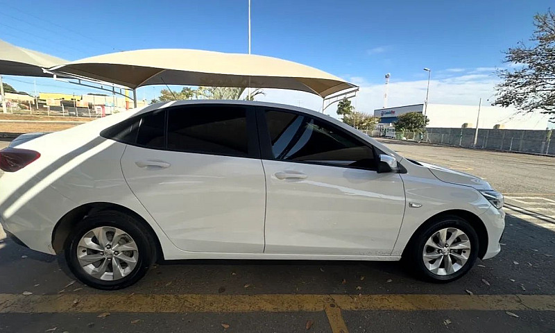 Chevrolet Onix Plus ...