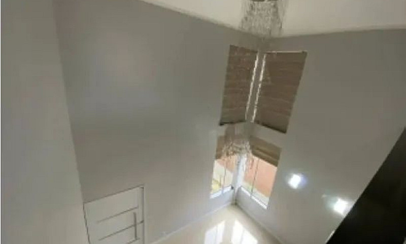 Sobrado A Venda Na A...