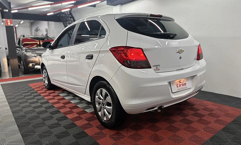 Chevrolet Onix Joy H...