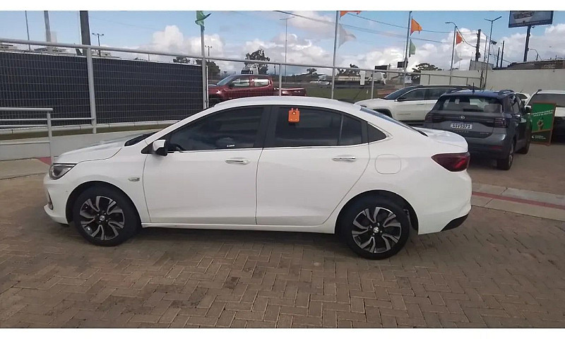 Chevrolet Onix Plus ...