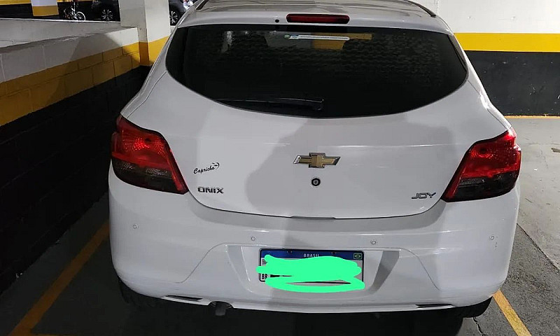 Chevrolet Onix Joy H...