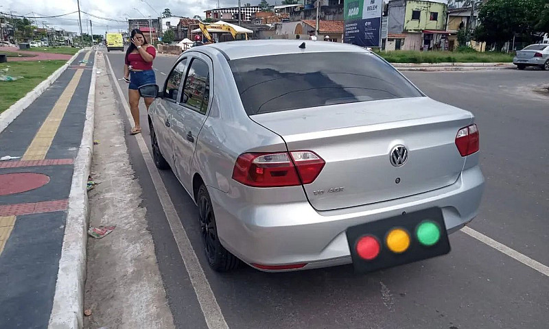 Volkswagen Voyage 1....