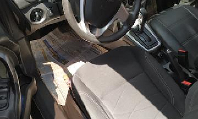 New Fiesta Sedan 1.6...