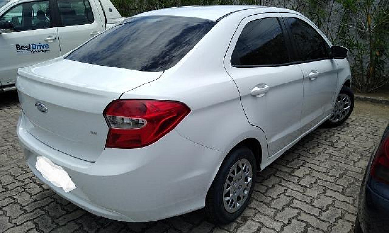 Ford Ka+ Sedã 1.5 20...