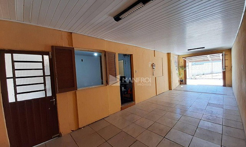 Casa Com 4 Dormitóri...