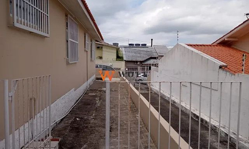 Ampla Residência 03 ...