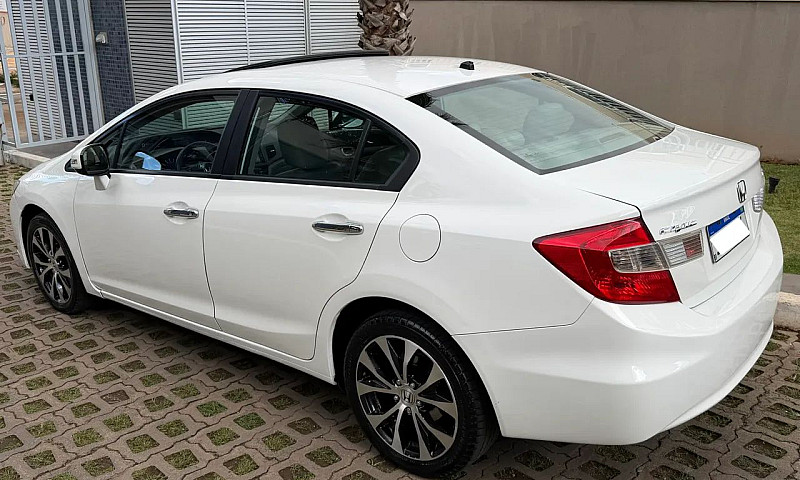 Honda Civic Sedan Ex...
