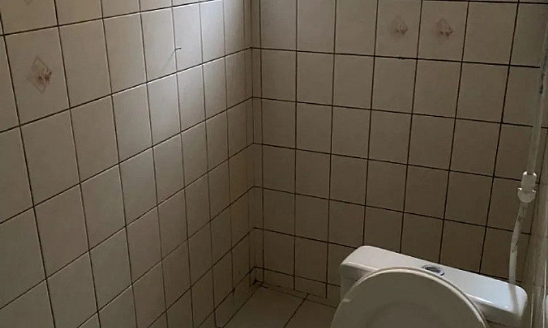 Locação De Casa Em J...