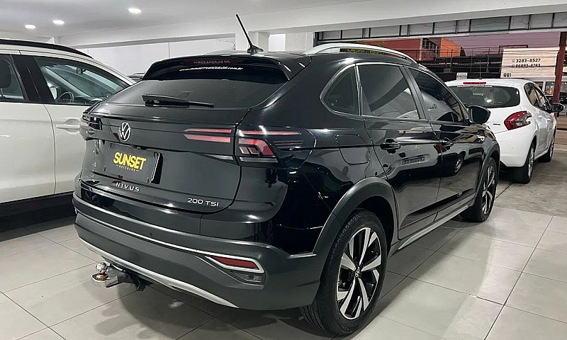Volkswagen Nivus Hig...