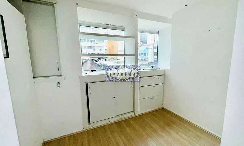 Sala Comercial 40 M²...
