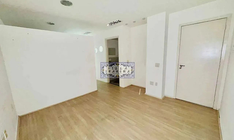 Sala Comercial 40 M²...