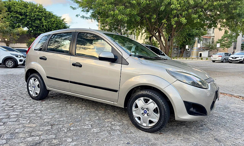 Ford Fiesta 1.0 8V F...