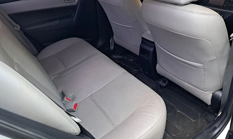 Toyota Corolla Xei 2...