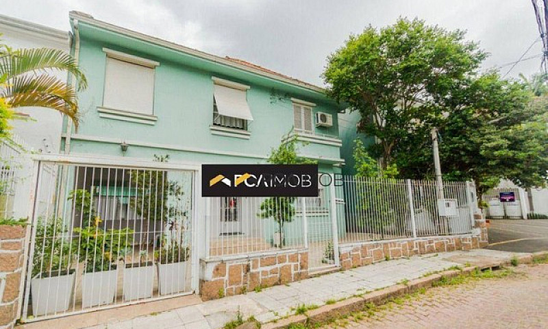 Casa Com 4 Dormitóri...