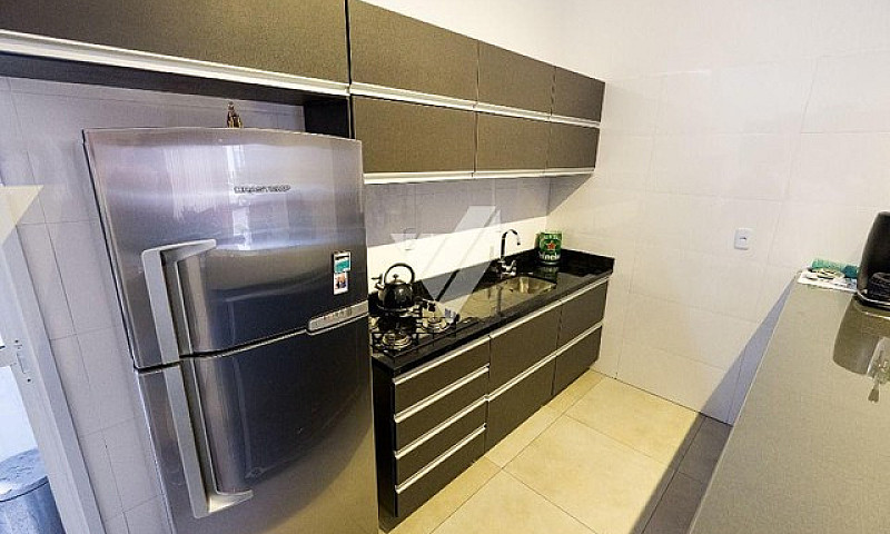Casa Com 3 Quartos À...