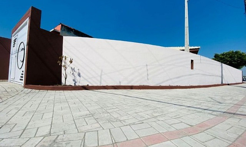 Casa Com Piscina Em ...