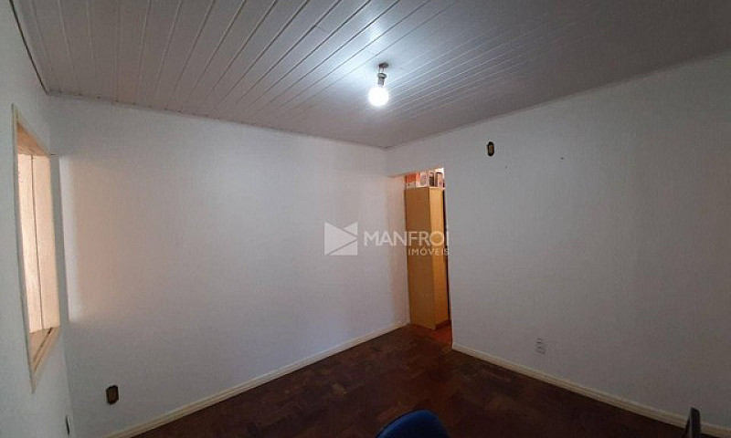 Casa Com 4 Dormitóri...