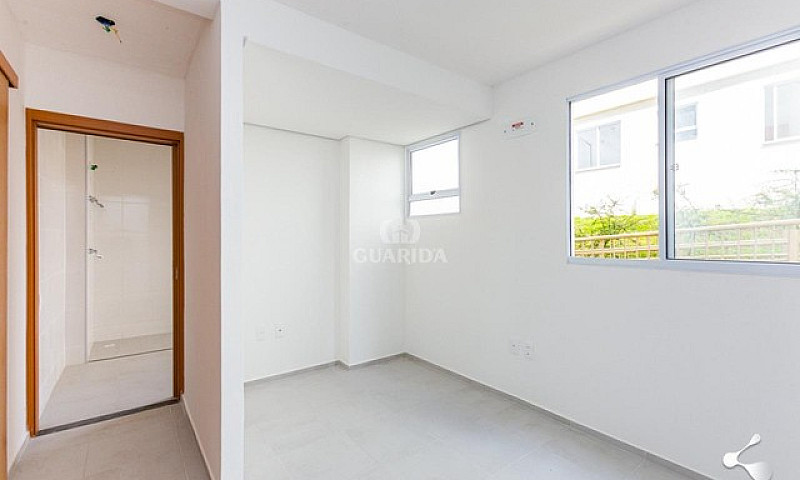 Apartamento Novo De ...