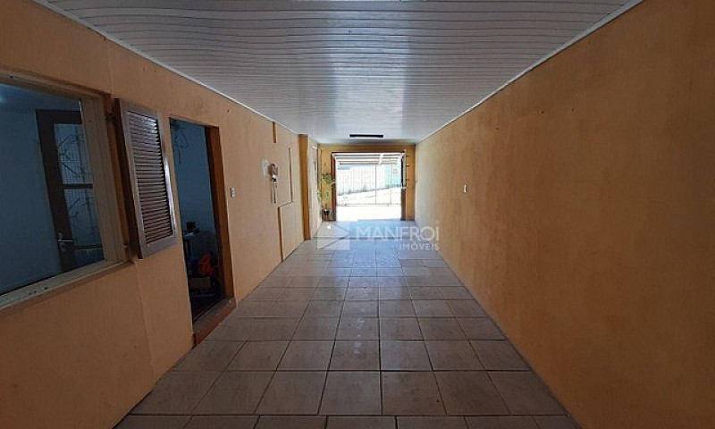 Casa Com 4 Dormitóri...