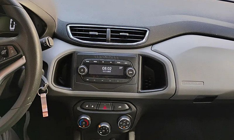 Chevrolet Onix Hatch...