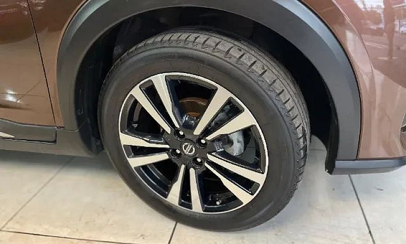 Nissan Kicks Advance...