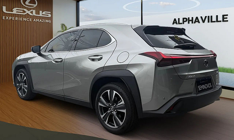 Lexus Ux-250H Dynami...