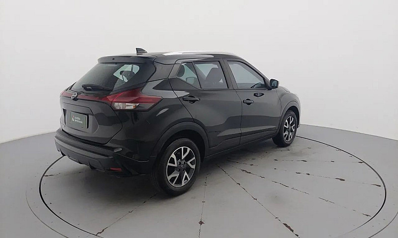Nissan Kicks Sense 1...