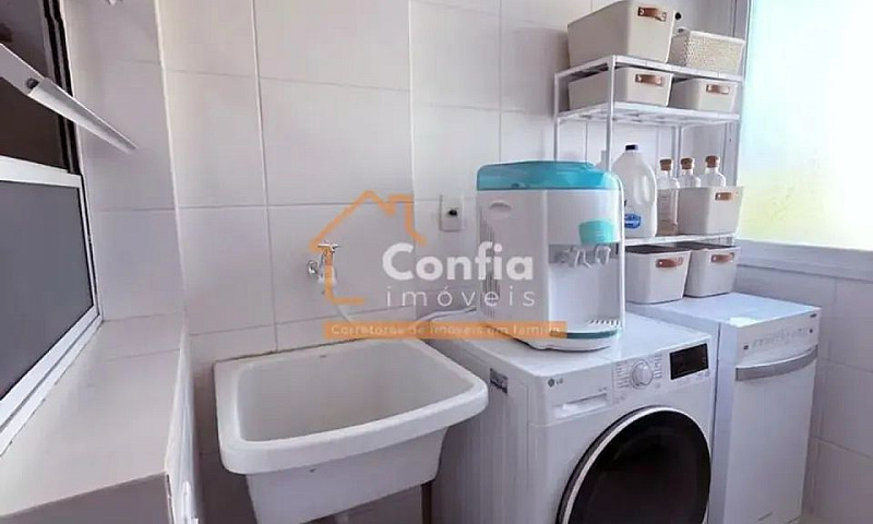 Mobiliado No Córrego...