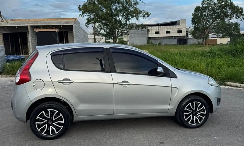 Fiat Palio Essence D...