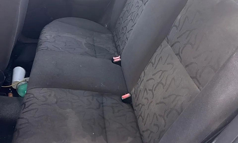 Ford Focus 1.6 S/Se/...